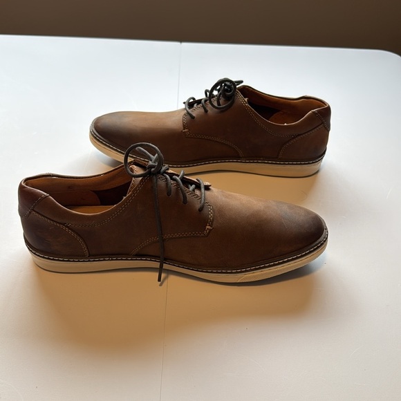 Johnston & Murphy Sheep skin Leather Shoes - Picture 6 of 9